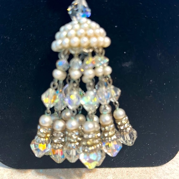 Vintage metal link chain faux pearl, crystal, rhinestone necklace (480) - Picture 7 of 10